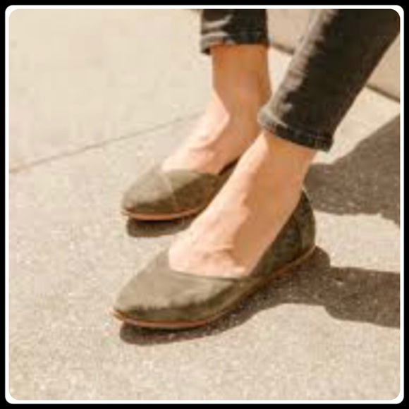 Tom’s Olive green Jutti flats - Picture 2 of 10